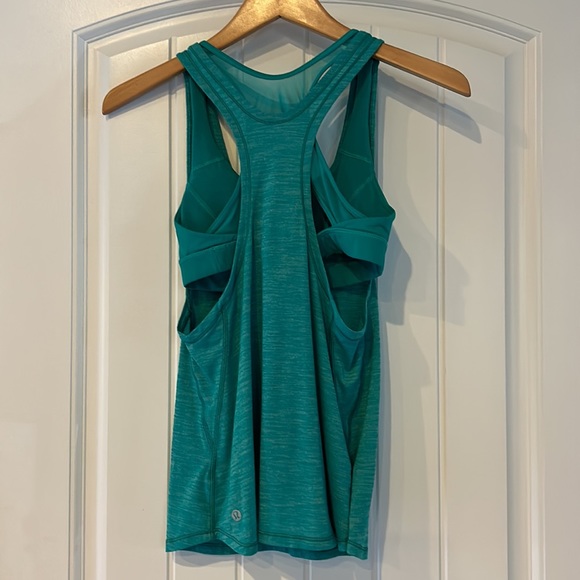 SALE‼️Lululemon Tank Top - Picture 2 of 4
